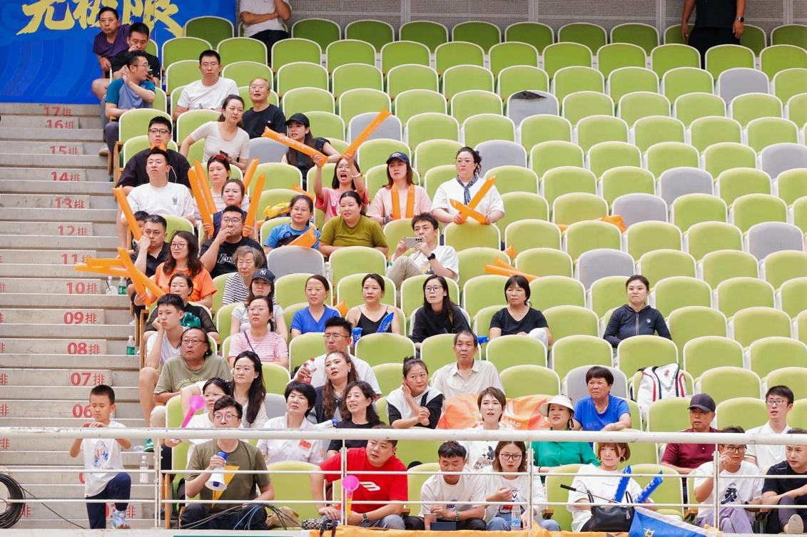 热爱永传承, 闪耀, 满落幕