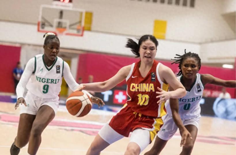 竞争力起到, 的年轻球员, AqKCV