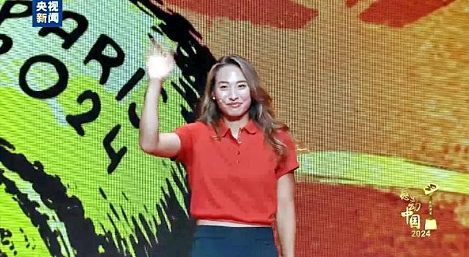 src, 选手维基奇, 土场上