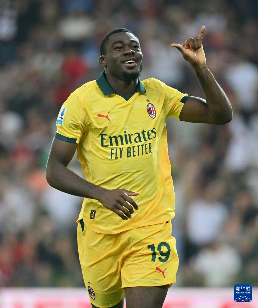 赛第四轮比, 意甲, img