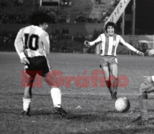 因而马拉多, div 因而马拉多, div