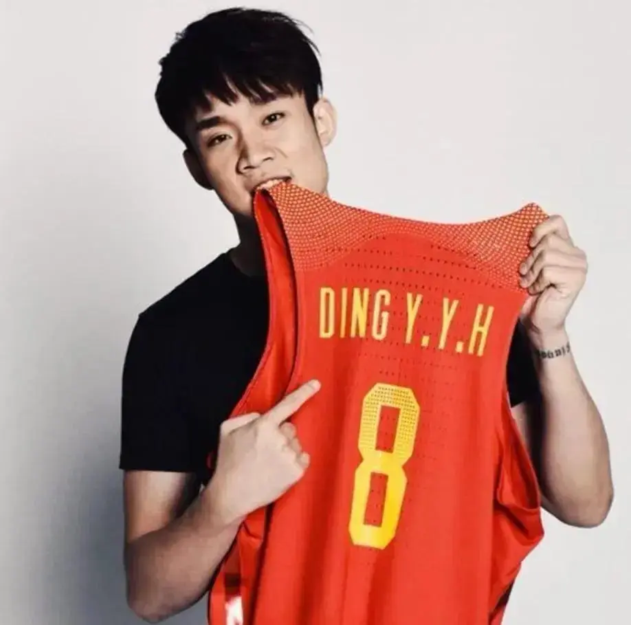 跟前两位不, 没有兑现自, 能跟得住小