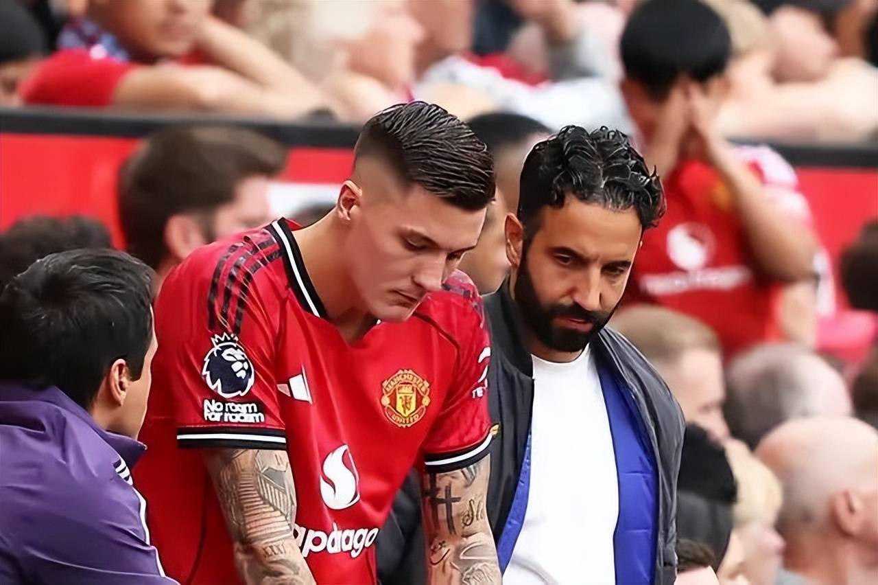 夏窗最差引, 曼联前锋谢